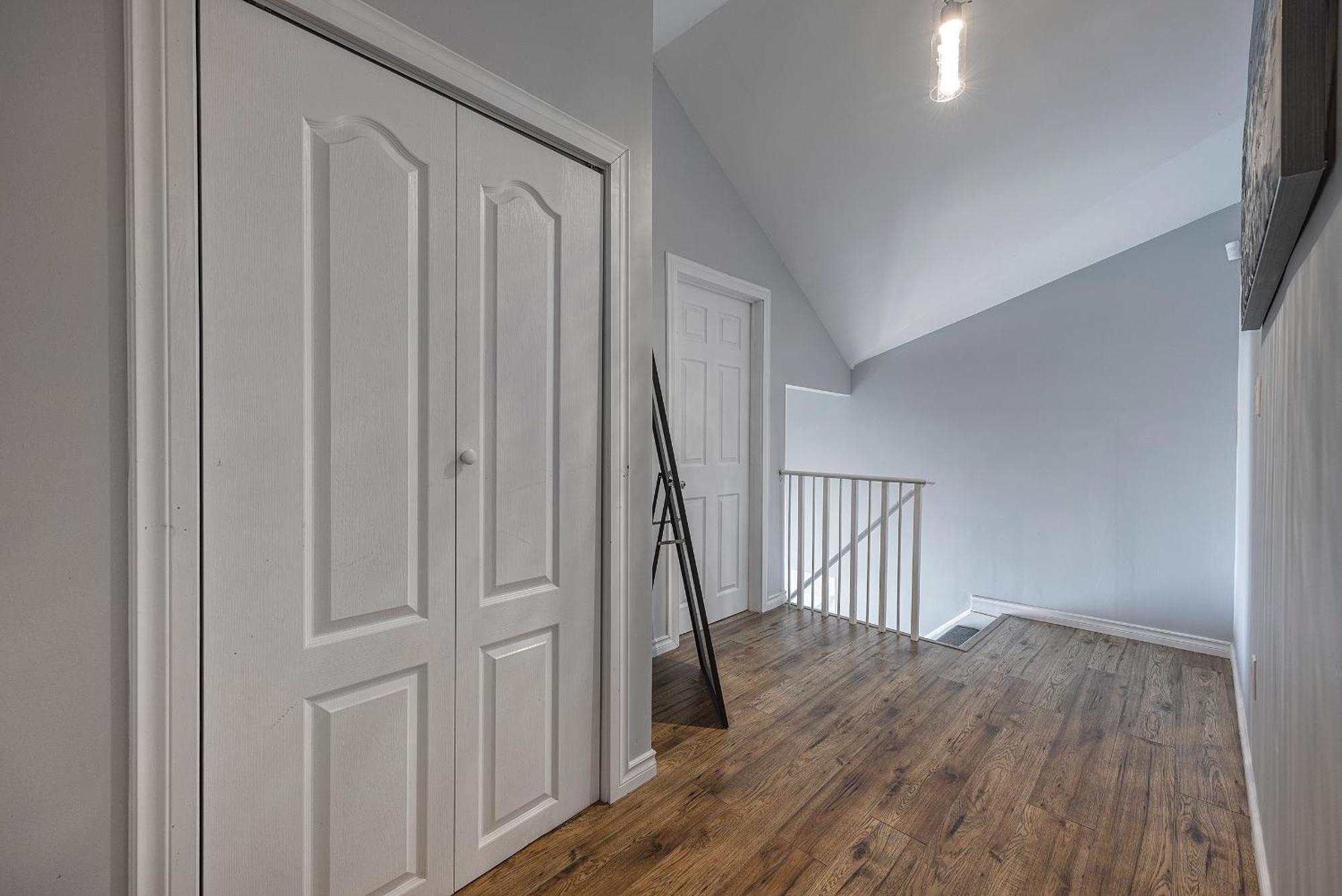 3 Bedroom Appartment-Limestone Kingston Exterior photo