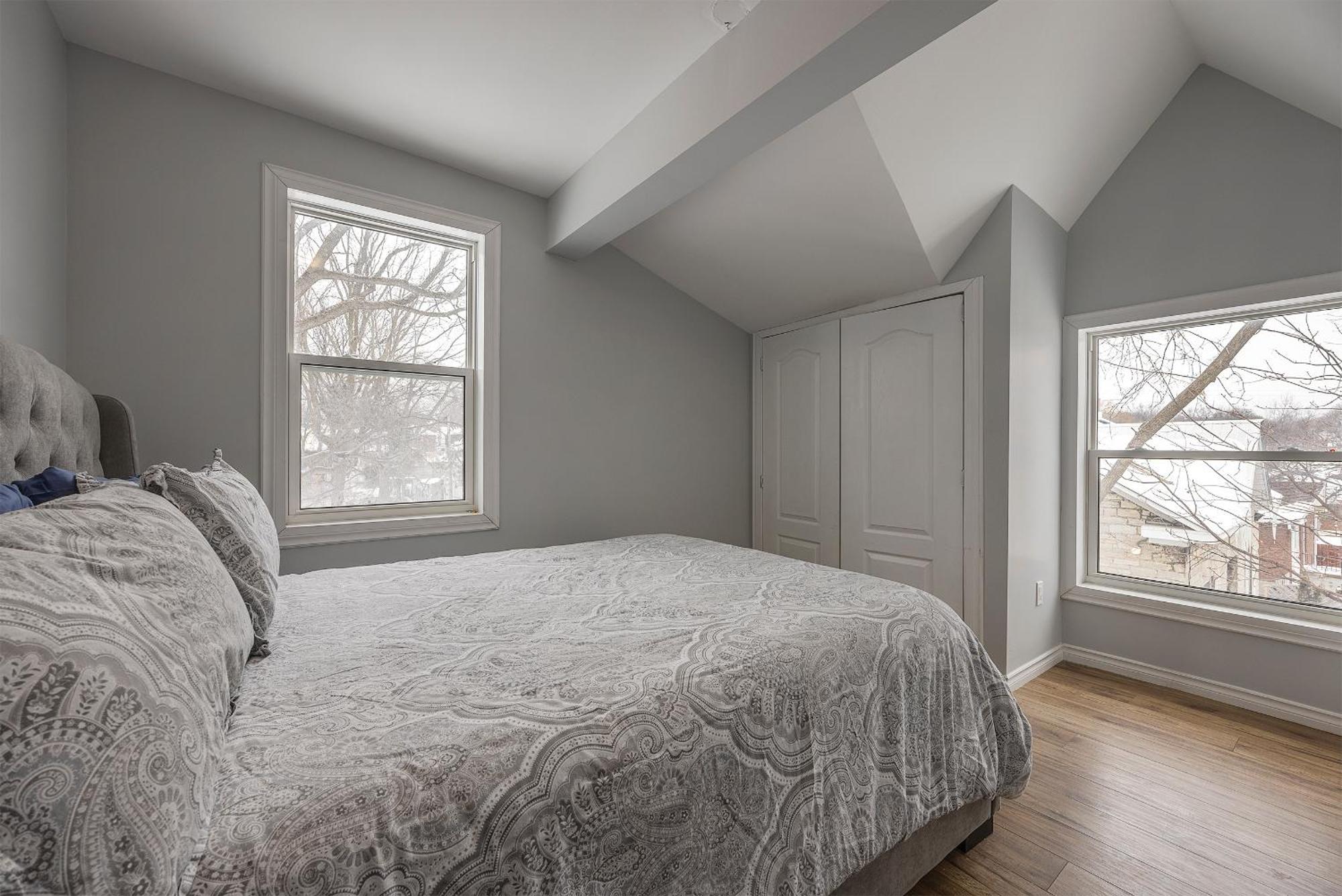 3 Bedroom Appartment-Limestone Kingston Exterior photo